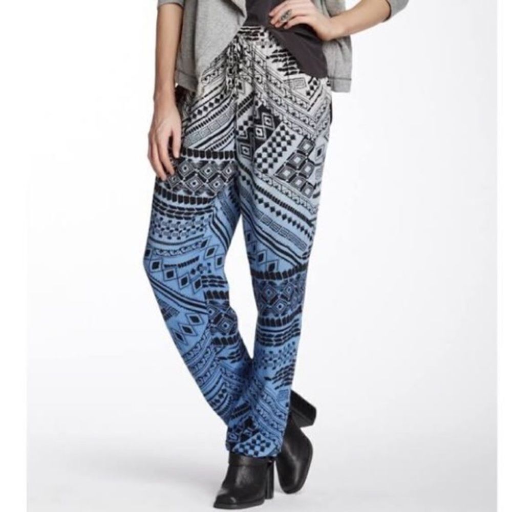 ✨ Gypsy 05 Minerva blue print drawstring pants✨